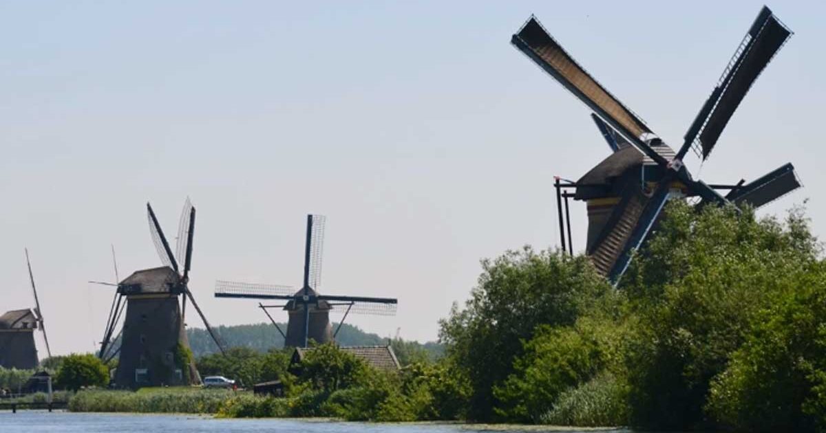 Traditional Dutch Music – Dutch Windmills