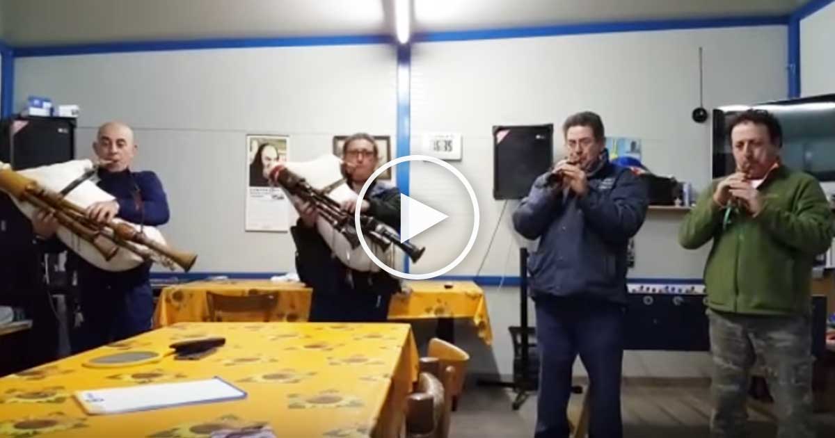 Canzoni di Natale con Zampogne Calabresi