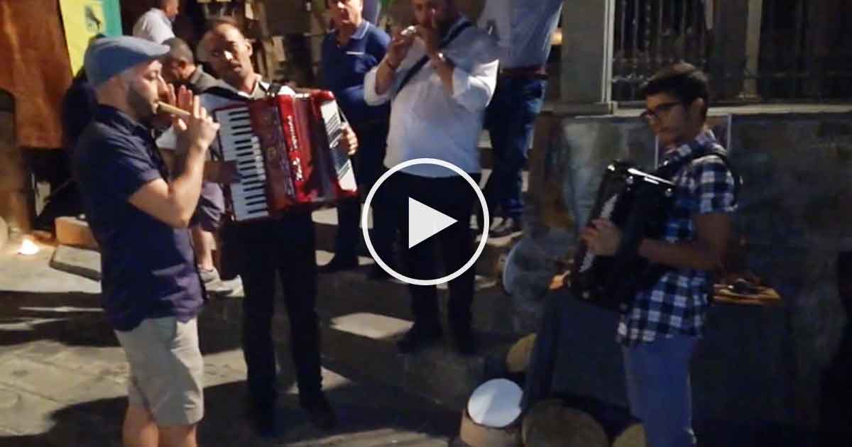 Friscalettu Siciliano – Tarantella U Chiovu e Ciao Taormina