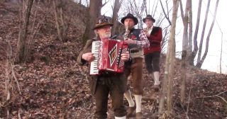 Tiroler Holzackerbuam – Gnuco Alpen Sgnapa Band