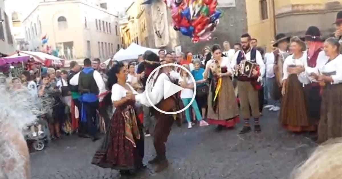 Balli e Musica Popolare – Festa Uva e Vino