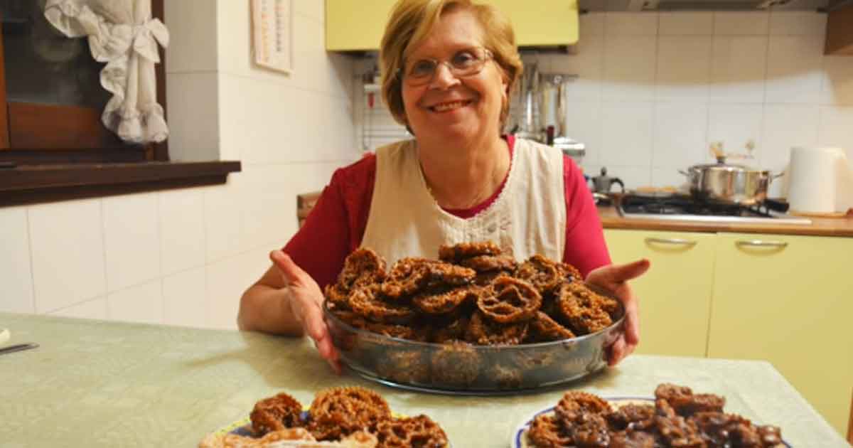 Ricette & Tradizioni: Le Cartellate Pugliesi - Puglia